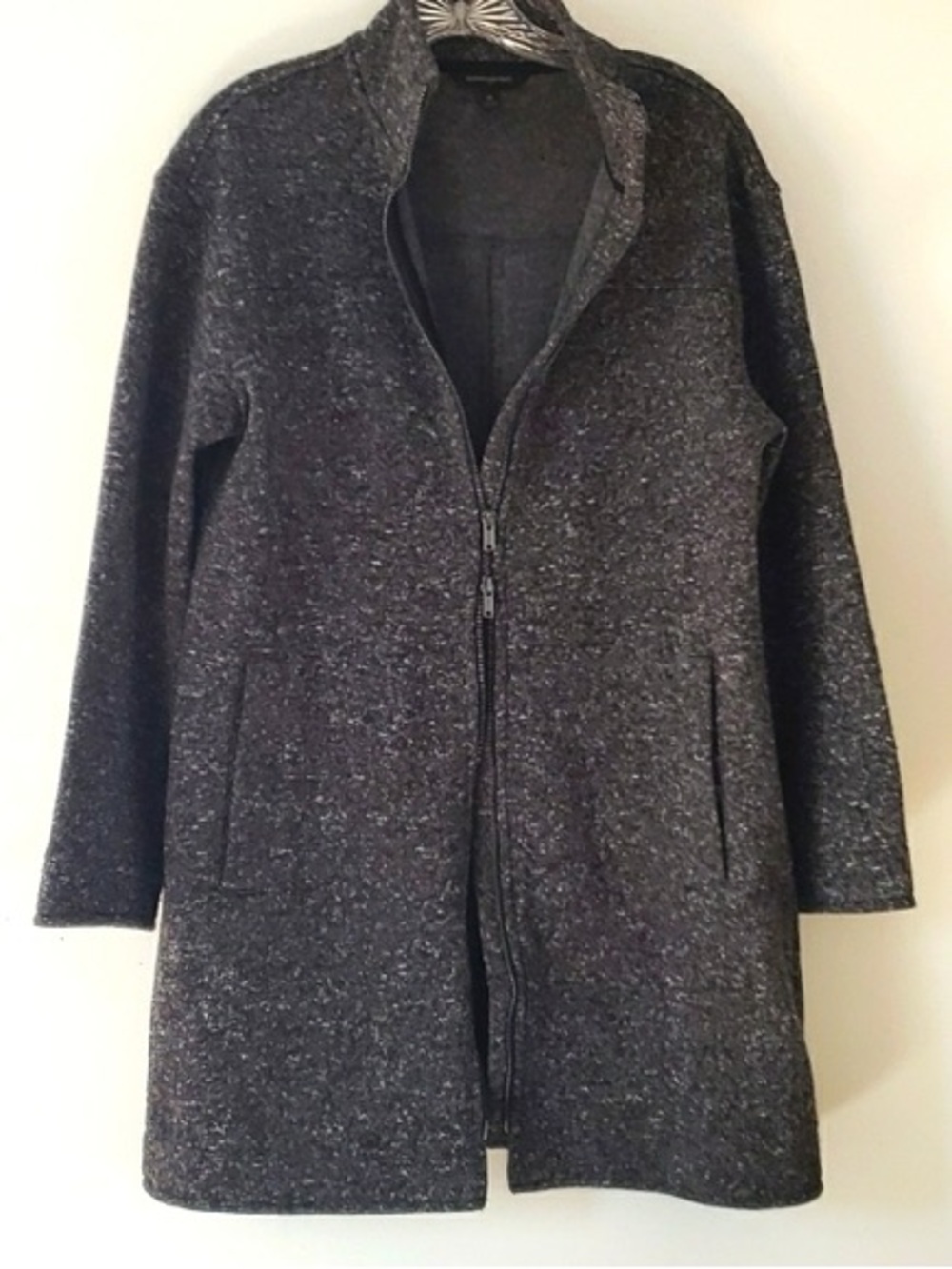 Banana Republic women’s Full-Zip Charcoal Heather Sweater coat medium zipper - Picture 2 of 5